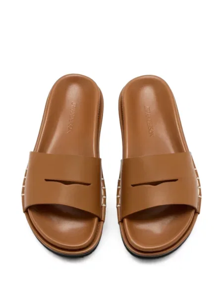 Papuci Jw Anderson din piele maro