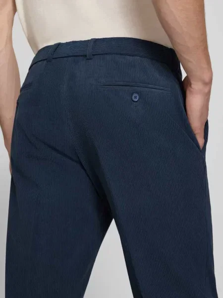 Spodnie o kroju straight fit w stylu sztruksowym Christian Berg Men granatowe