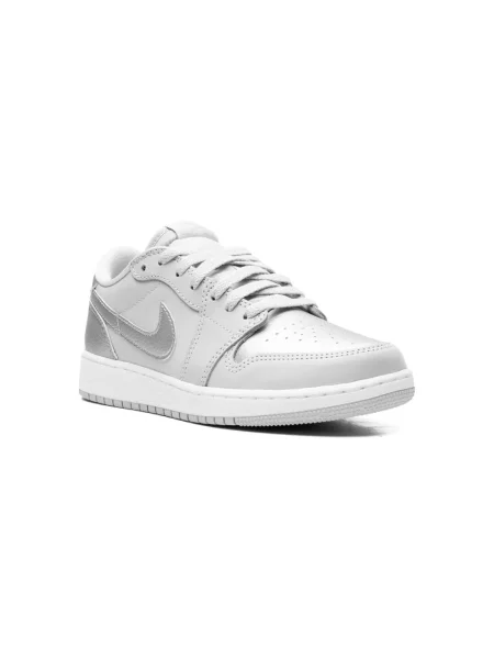 Sneakersy dziecięce Jordan białe
