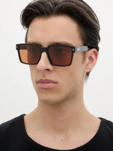 Ochelari de soare negru