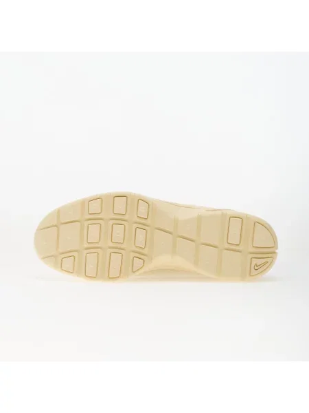 Tek superge Nike iz muslina