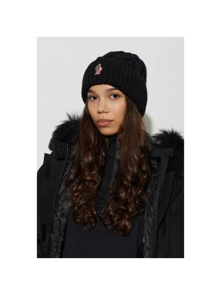 Czapka Moncler wełniana czarna