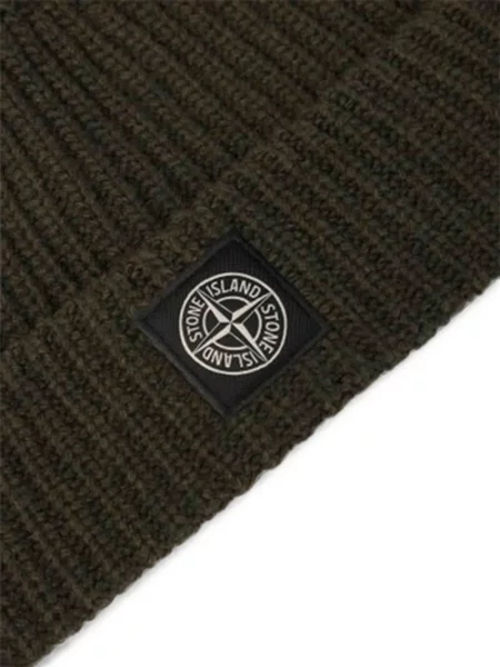 Căciulă Stone Island tricotate cu strasuri verde