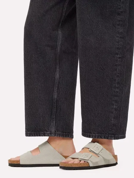 Birkenstock чехли дамски от велур Arizona Suede Cushion Buckle бежово