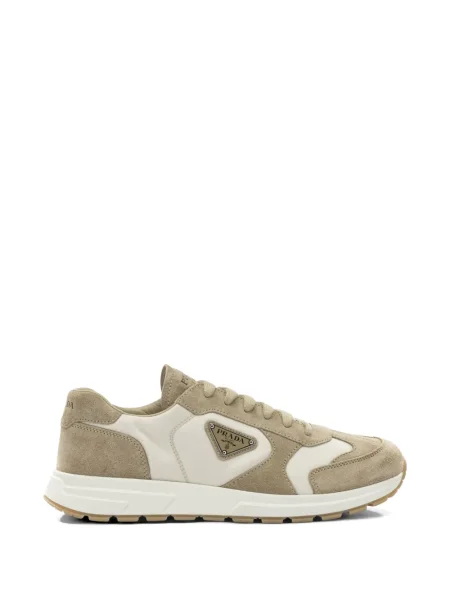 Sneakerși Prada cu autograf