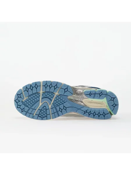 Маратонки New Balance сиво