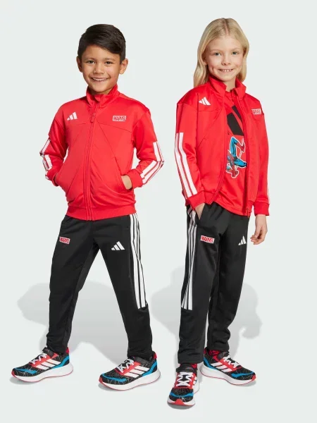 Костюмный спортивный костюм Adidas красный