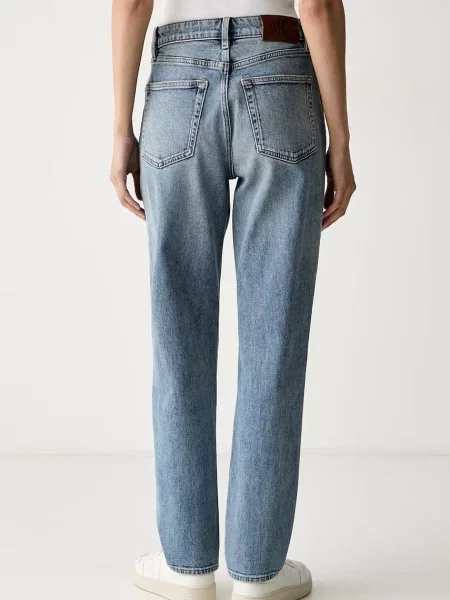 Calvin Klein Jeans jeansy mom fit niebieskie