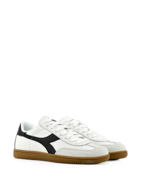 Sneakerși Diadora din piele de căprioară alb