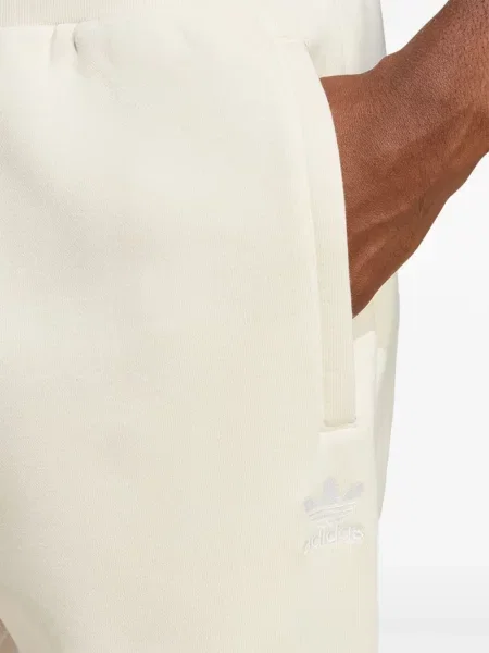 Плетени шорти Adidas зелено