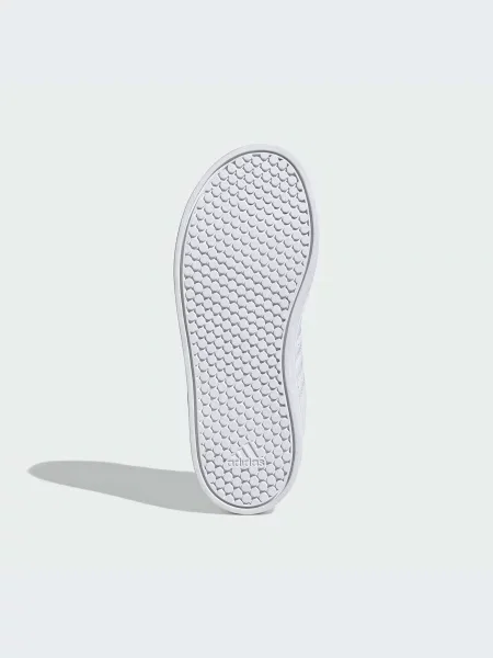 Детские кроссовки Adidas белые
