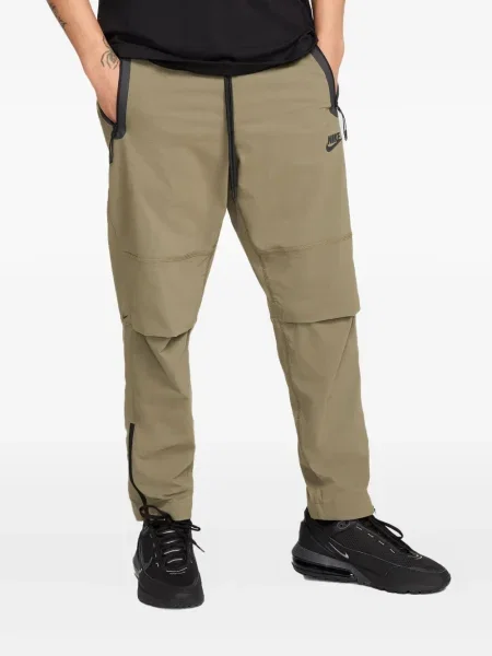 Běžecké fleecové tričko s potiskem Nike s potiskem černé