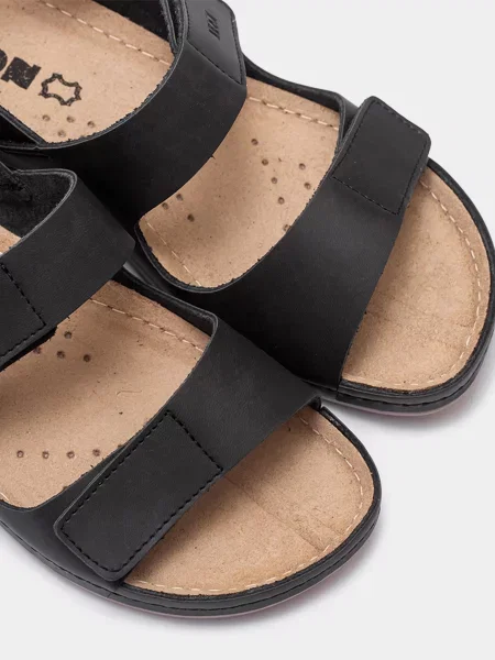 Босоножки Leon черные