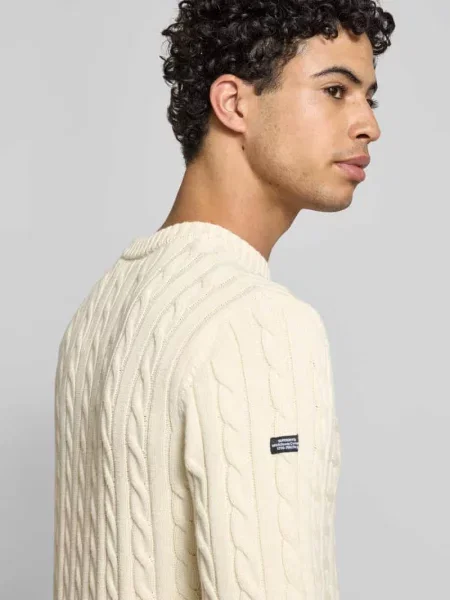 Sweter o kroju slim fit w dzianinowym wyglądzie Superdry