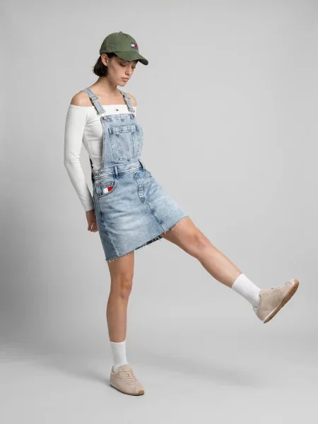 Džínsové šaty Tommy Jeans modrá