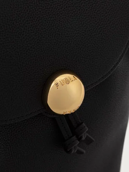 Кожаный рюкзак Furla