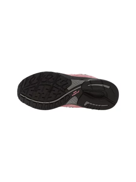 Pantofi New Balance roz