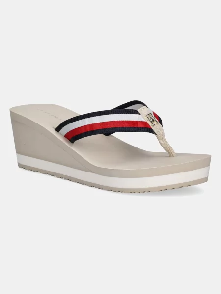 Джапанки Tommy Hilfiger TH CORPORATE WEDGE BEACH SANDAL със скосена платформа бежово