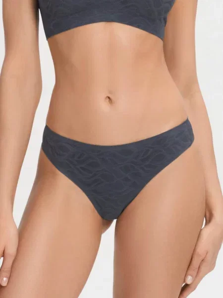 Бесшовные трусики стринг сірі