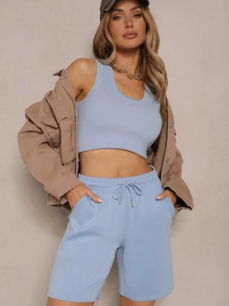 Pantaloni scurți deschis albastru