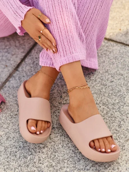 Papuci de casă Kesi cu platformă roz