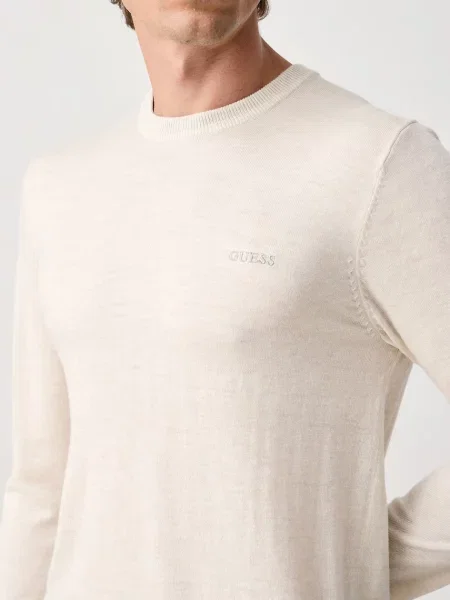 Шелковый свитер Guess
