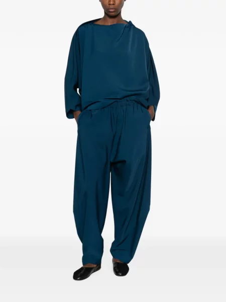 Top 132 5. Issey Miyake drapat albastru