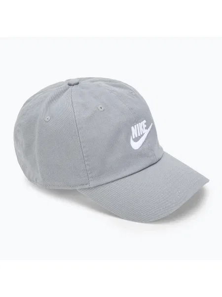 Nike Club Unstructured Futura Wash részecske szürke/fehér baseballsapka. Méret: M-L fehér