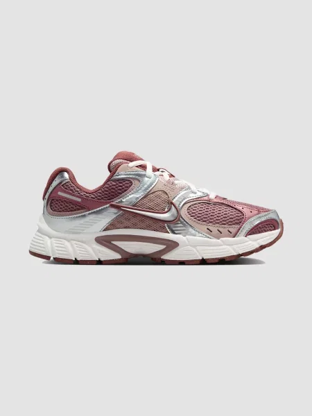 Кожаные повседневные кроссовки Nike