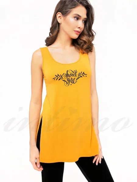 Женская однотонная майка червона