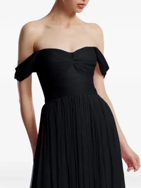 Rochie maxi Framboise cu umerii deschiși de costum negru