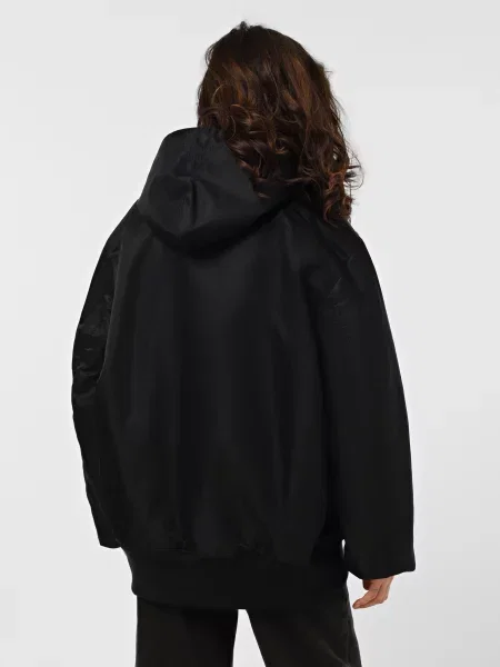 Бомбер Alpha Industries черный