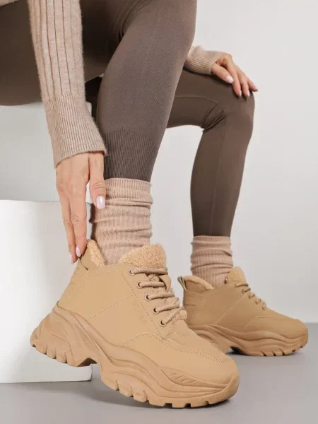 Botine Nirrise maro