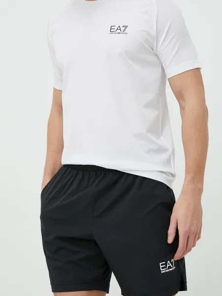 Olcsóbban. Emporio Armani Travel fehér/fekete póló + rövidnadrág szett. Méret: L fehér