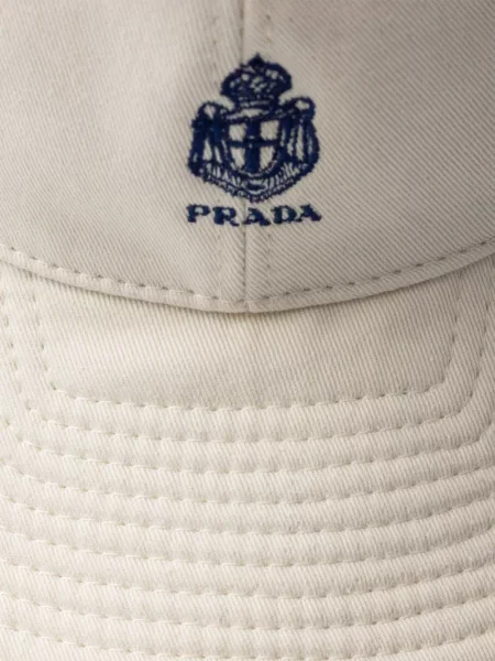 Șapcă Prada