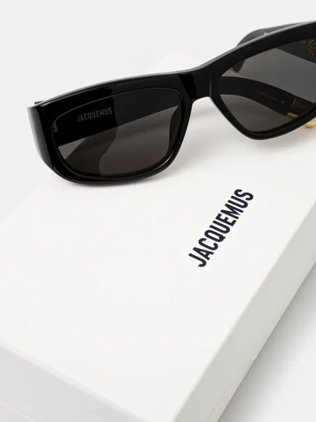 Солнцезащитные очки Jacquemus черные