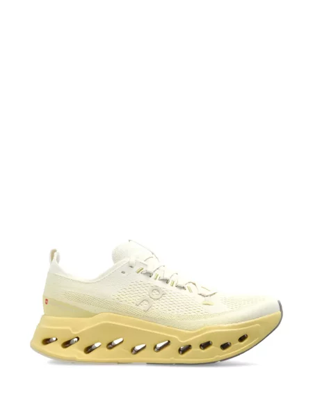 Sneakerși On galben