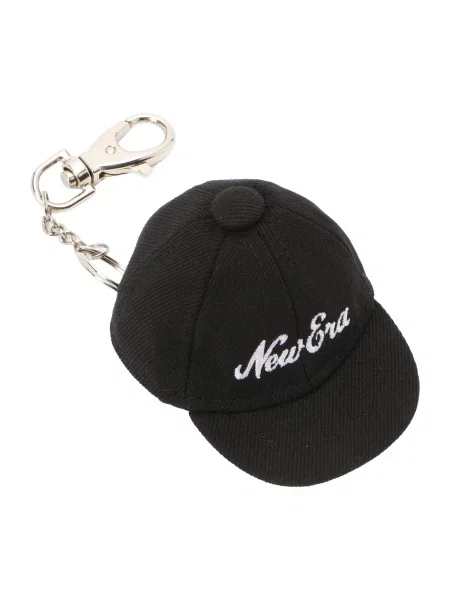 NEW ERA Breloc MINI CAP negru alb