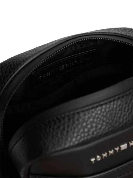 Tommy Hilfiger Ľadvinka Th Modern Mini Reporter čierna