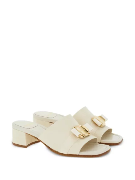 Sandale Ferragamo alb
