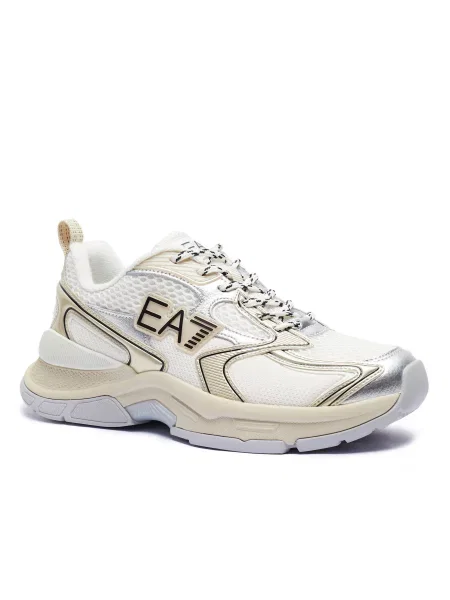 Sneakers tornacipő bőr hozzáadásával