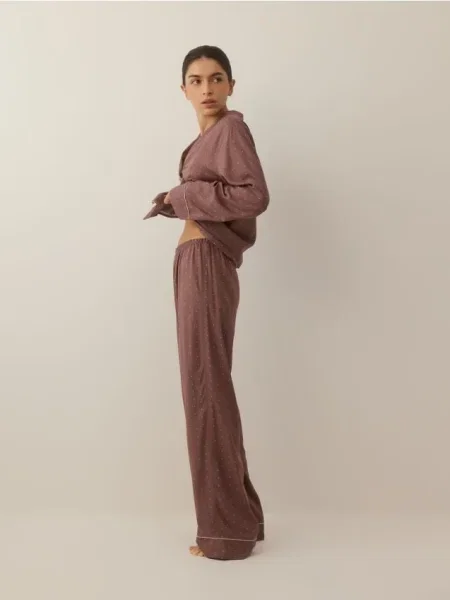 Reserved Піжамний комплект із двох предметів із темно коричневий