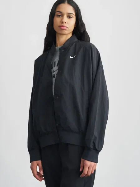 Nike Sportswear Átmeneti dzseki HBR VARSITY' fekete