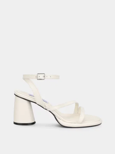 Кожаные босоножки Emmelie Delage X Intertop бежевые