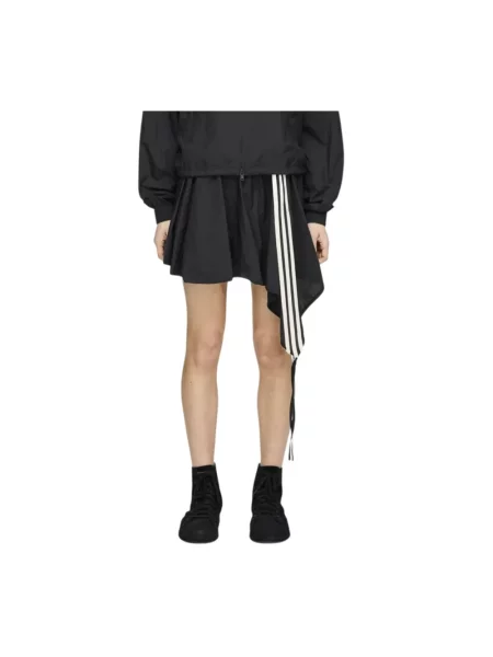 Balonowa spódnica Adidas czarna