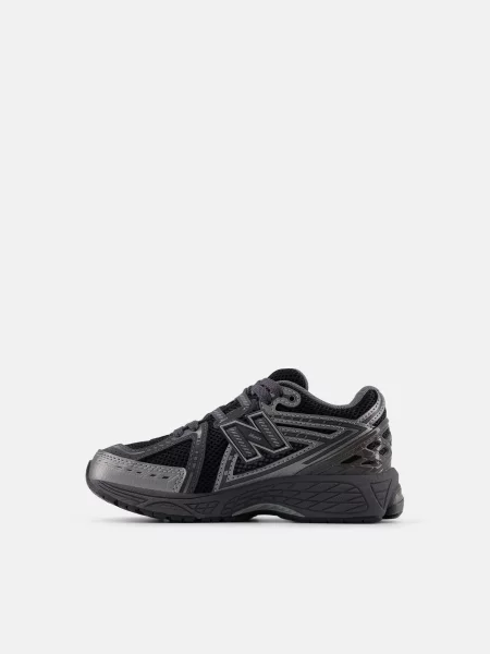 Дитячі кросівки New Balance чорні