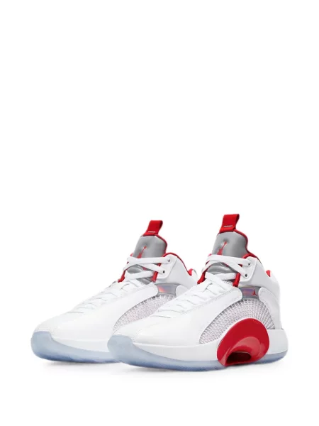 Sneakerși Jordan alb