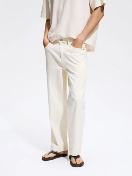 Reserved Blugi loose fit crem