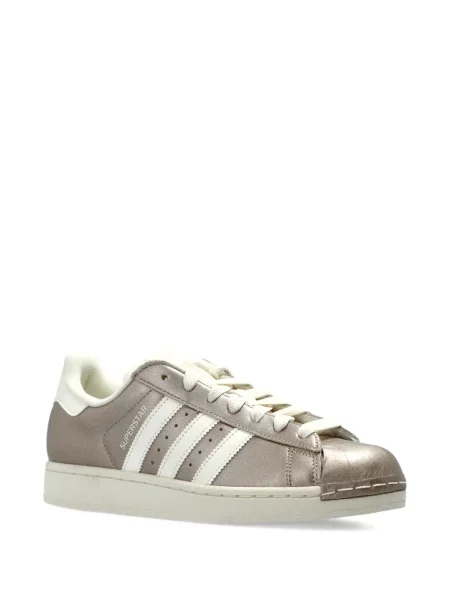 Sneakerși Adidas Superstar cu șireturi din dantelă maro