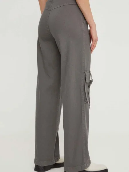 Kalhoty Gestuz široké high waist šedá